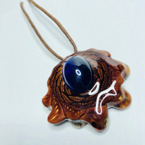Third Eye Crystal Pinecone Pendant on Real Leather - Picture 3 of 6